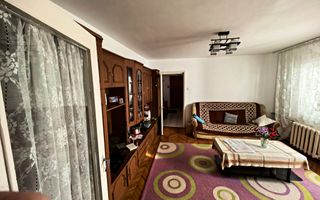 Apartament cu 2 camere + boxa la subsol de vânzare, zona Lipovei - Poză 1