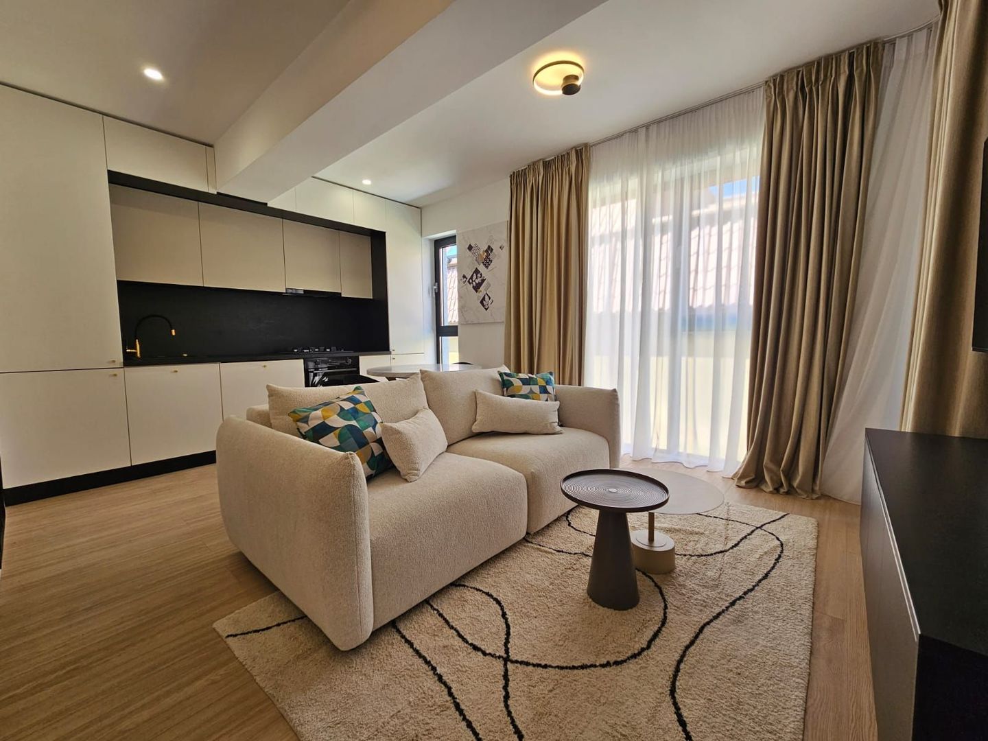 Apartament de inchirat 2 camere Iancu Nicolae British School - Poză 4