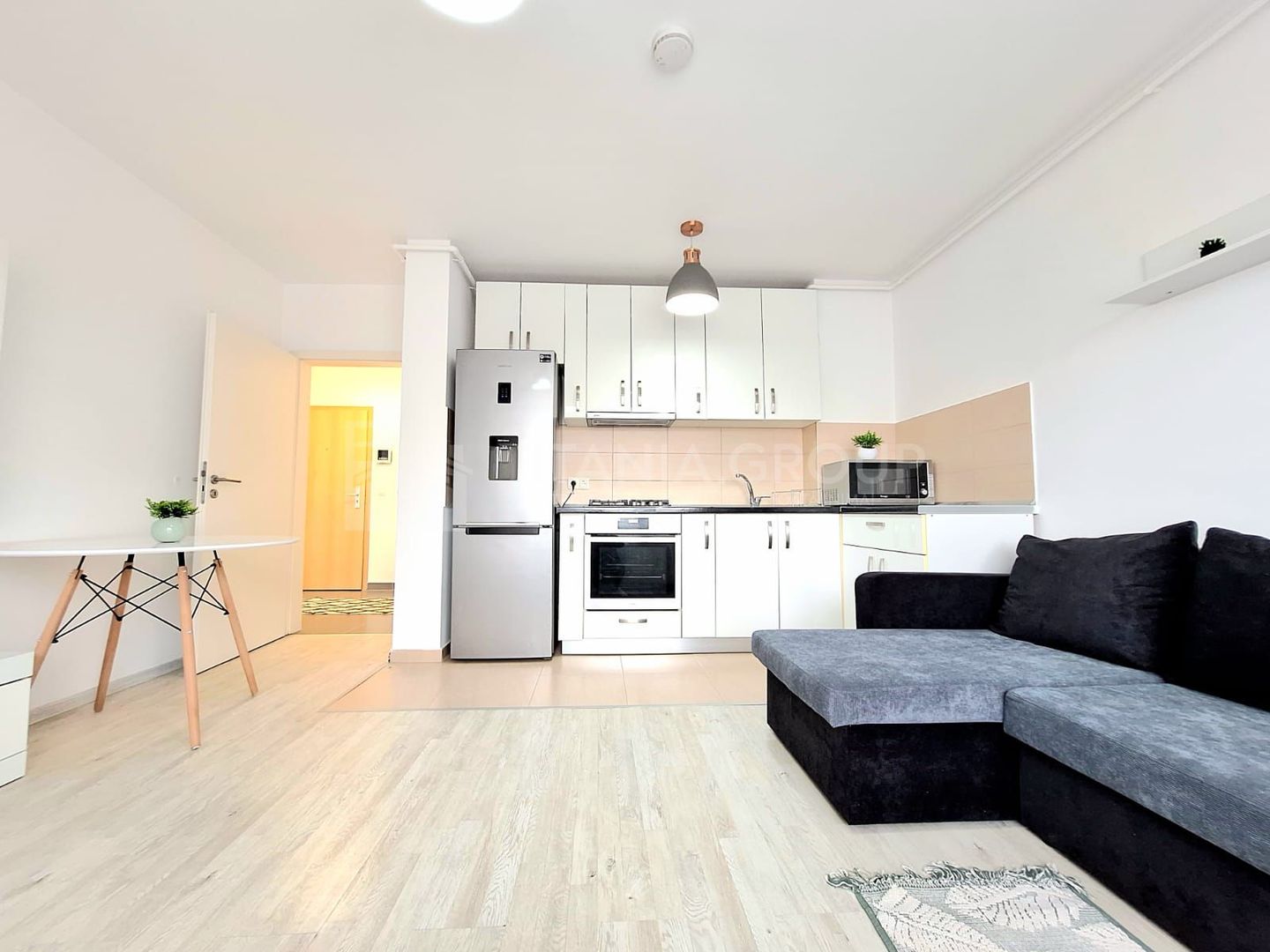 Apartament superb, tip studio, parcare+boxa, Avantgarden Tractorul - Poză 1