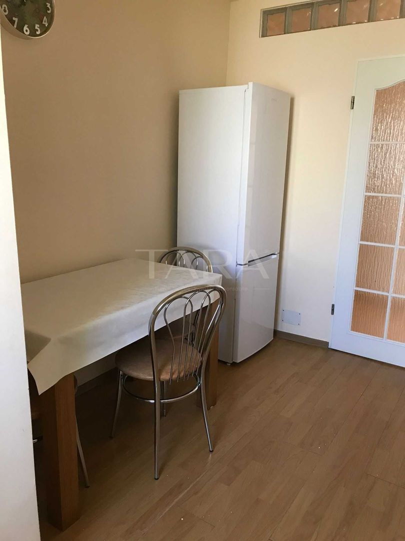 Apartament cu 3 camere, decomandat, în zona Pietei Zorilor! - Poză 4