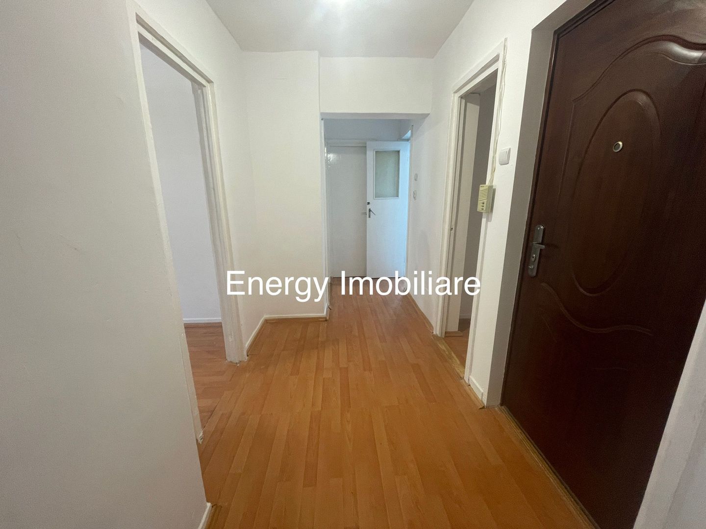 Apartament cu 2 camere, zona Tudor - Poză 2