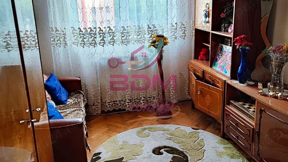 COMISION 0 | Apartament 3 camere | etaj intermediar | zona centrala - Poză 4