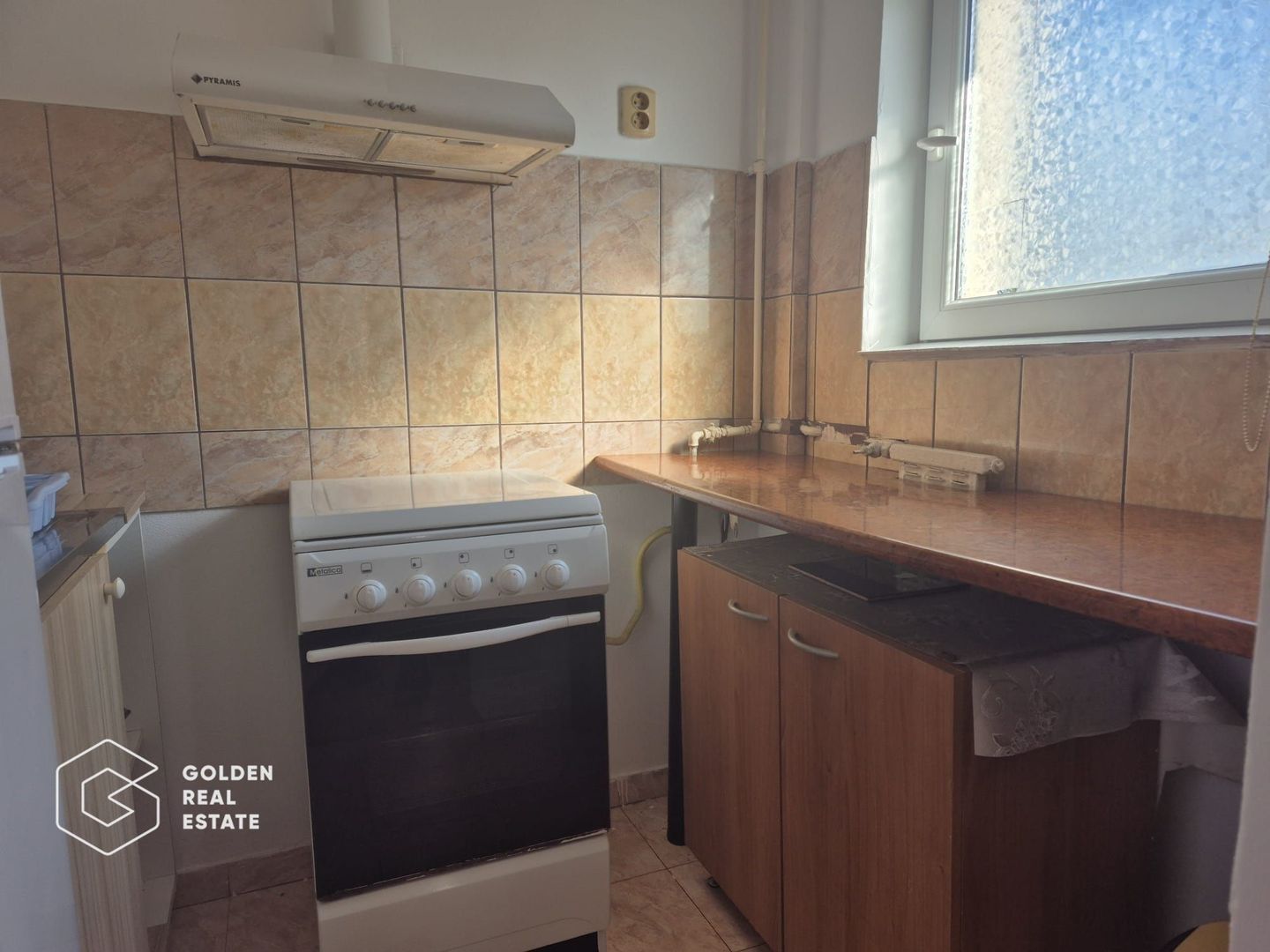 Garsoniera in Zona Confectii, laga Universitatea de Vest Vasile Goldis - Poză 5