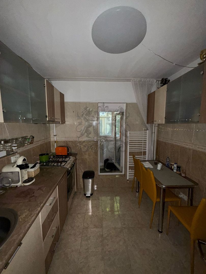 2 Camere | Decomandat | Centrala proprie | 1981 | Parcare ADP | Parter - Poză 6