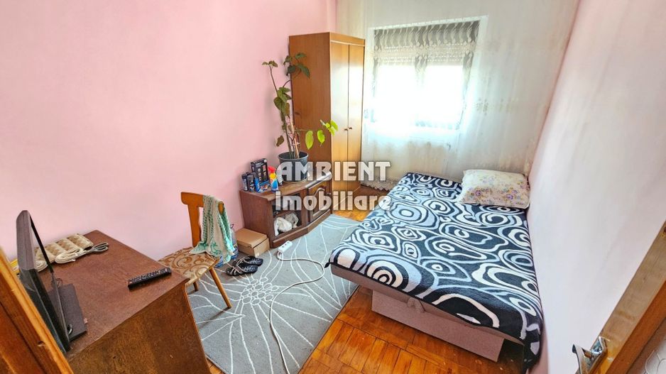 Apartament cu 4 camere, etaj 3, mobilat și utilat, zona DECEBAL; - Poză 5