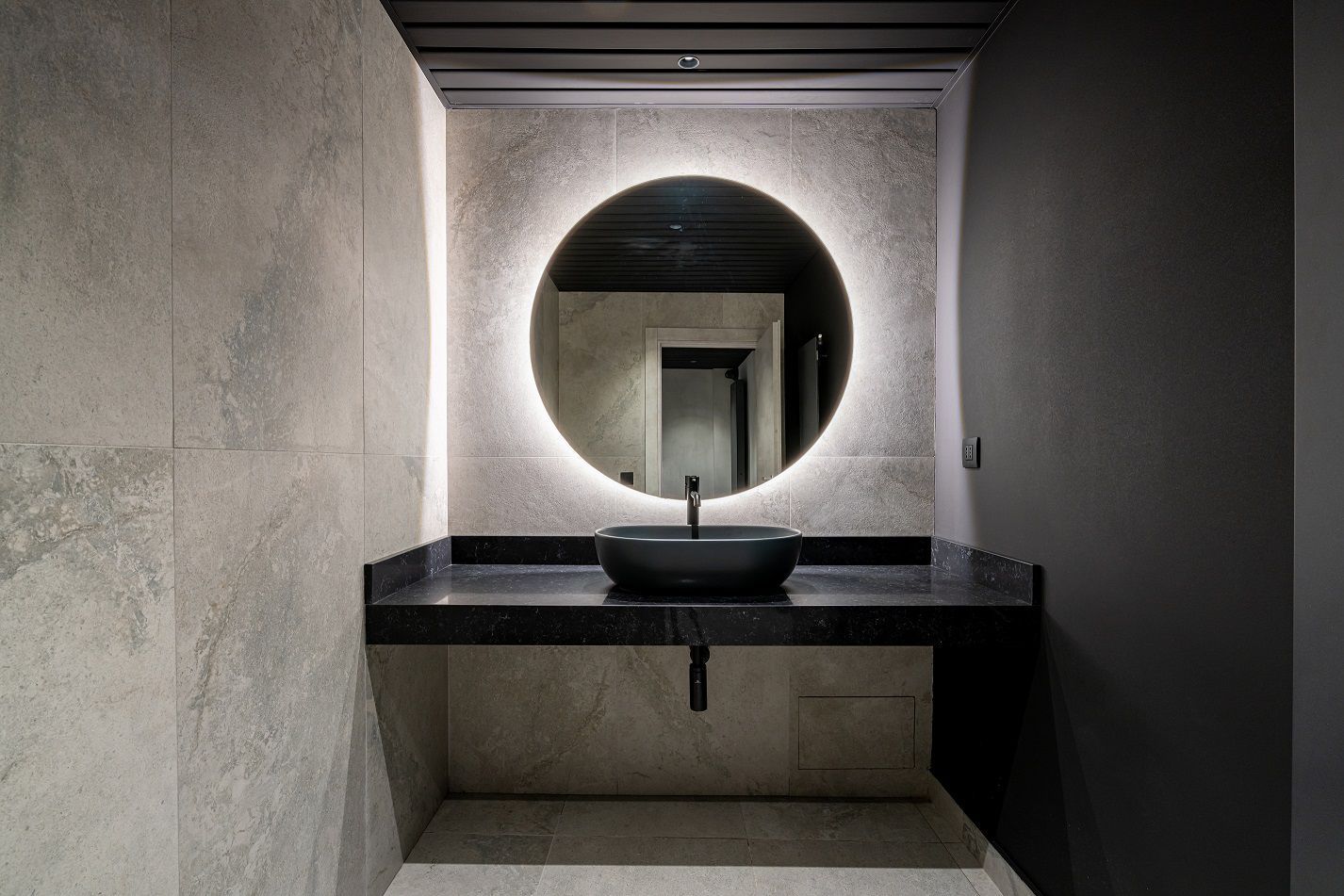 Aparthotel building Unirii B+GF+E+11 floors with 51 apartments, restaurant and SPA - Poză 31