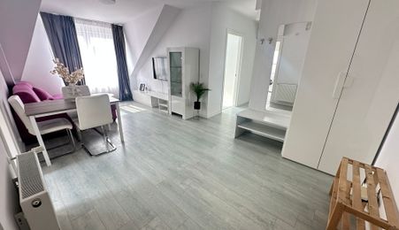 Apartament cu 3 camere | mobilat, utilat, bloc cu lift – comision 0