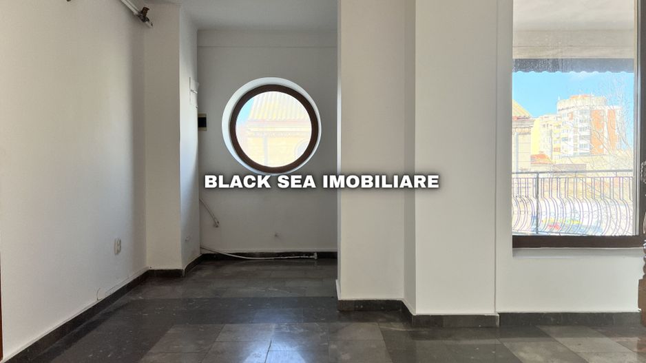 Vila 7 camere D+P+1+M - 2 Garaje - 50m de plaja - Zona centrala - Poză 15