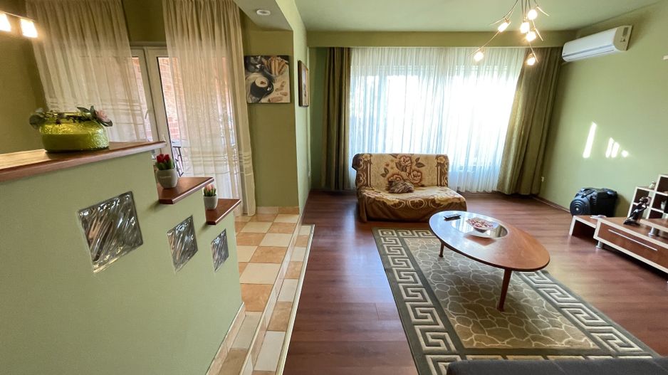 CASA  INDIVIDUALA DE VANZARE IN MEHALA - Poză 2