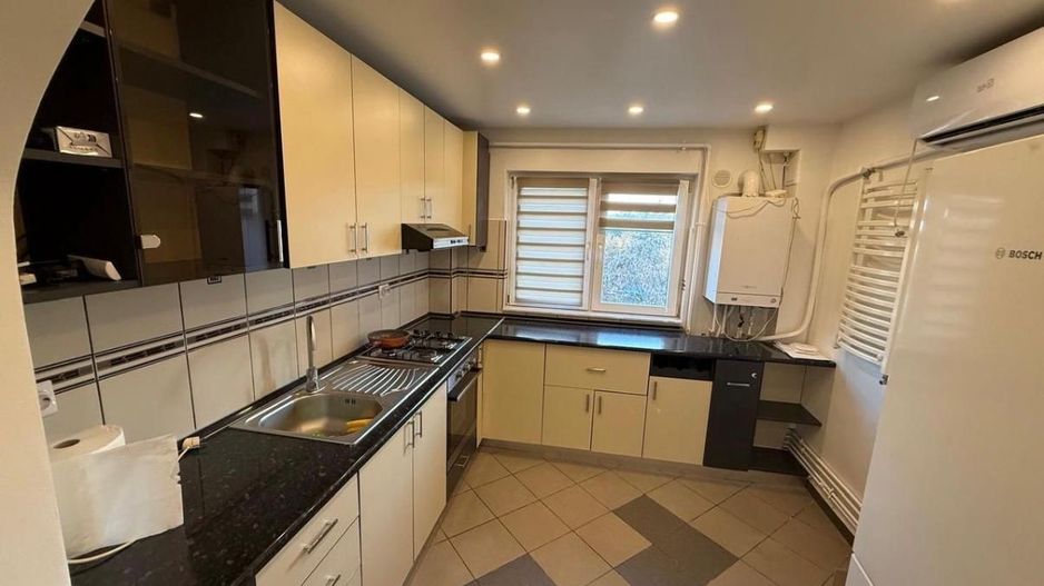 AP. 2 CAMERE DRISTOR, CENTRALA PROPRIE, MOBILAT/UTILAT MODERN. - Poză 4