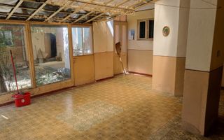 De vanzare casa cu 3 camere in Ciresu - Poză 5