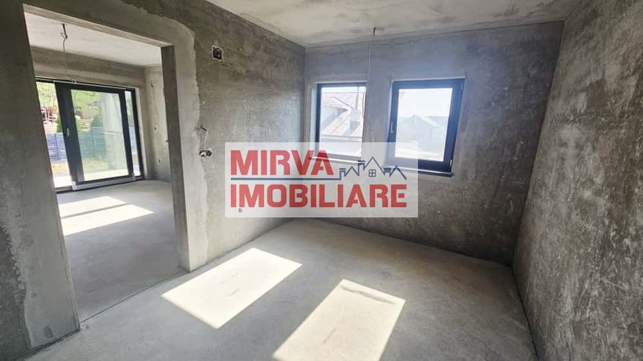 🏡 Vilă luminoasă, 4 camere, cu teren generos – Com. Plopu - Poză 43