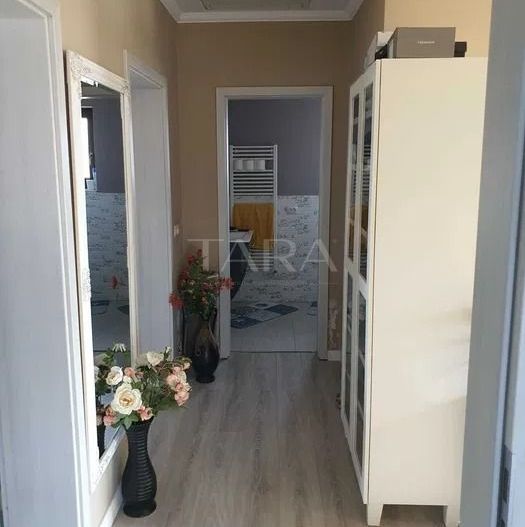 Casa de tip duplex cu 4 camere in Floresti - Poză 4