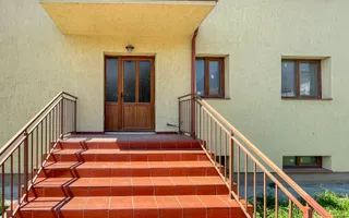 Casa individuala pe 3 niveluri pretabila pentru birouri, in cartierul Iris - Poză 18