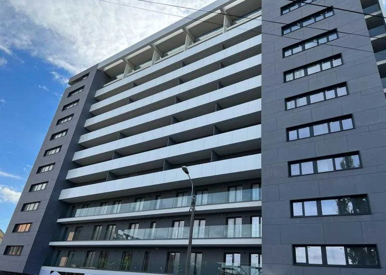 STUDIO AVRIG RESIDENCE, PARCARE SUBTERANA, MASINA DE SPALAT VASE - Poză 4