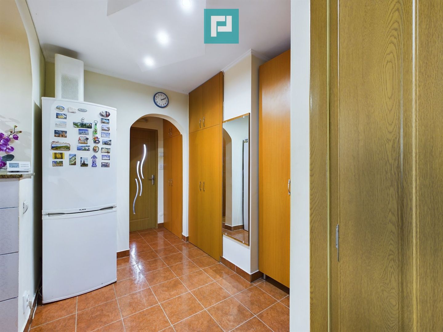 Apartament 2 camere decomandat - Confecții - Poză 9
