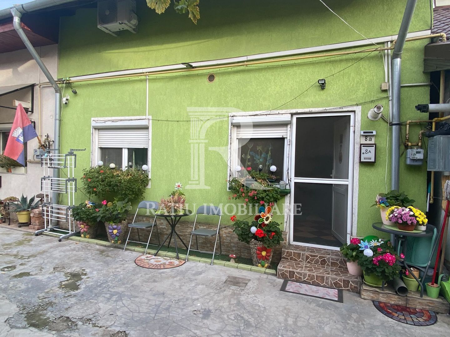 Casa de vânzare cu 3 camere | Tudor Vladimirescu |  Oradea - Poză 12