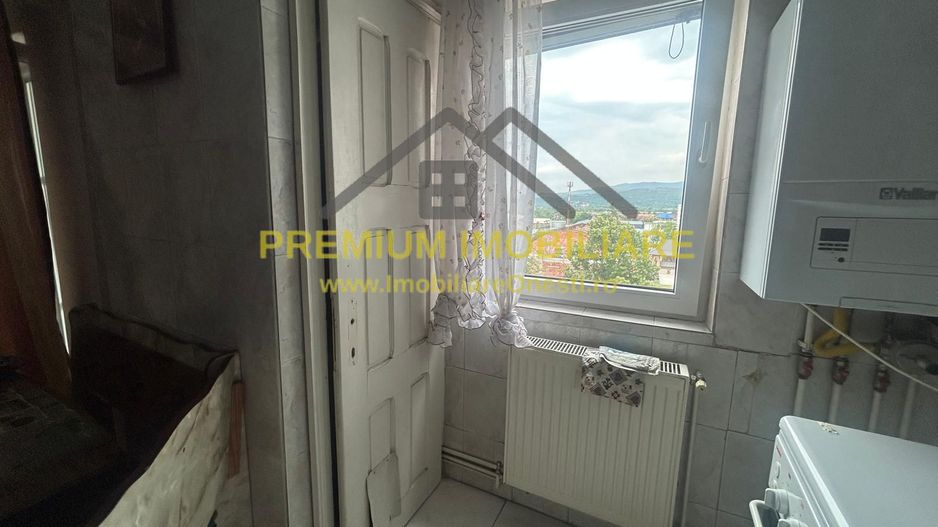 De vanzare Apartament 3 camere zona de jos - Poză 15