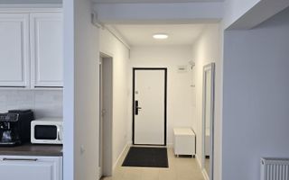 Apartament 3 camere la cheie, zona Terra. - Poză 3