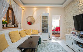 Casă cochetă în zona Anda |  Liniște, confort și intimitate - Poză 2