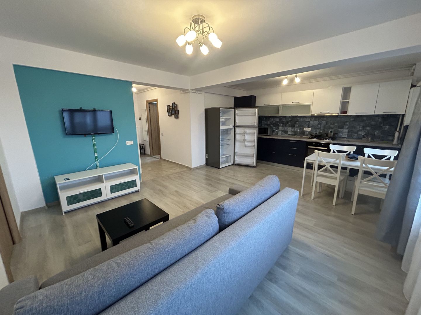 2 Camere Trapezului + Loc Parcare - Poză 2