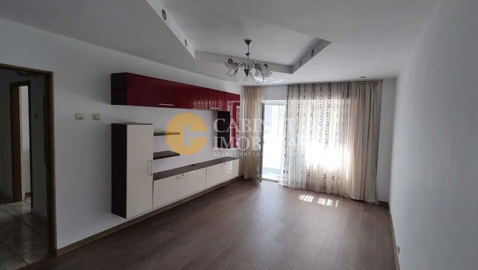 Apartament 3 Camere Decomandat -Etaj Intermediar Bloc 1992 -Nicolina - Rod Vechi - Poză 3