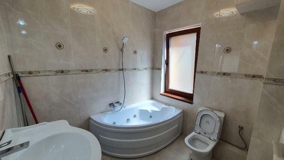 Închiriem ap in casa Cotroceni - Poză 13