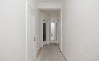 Vânzare,casă, 3 nivele, str. Nicolae Sulac , Codru - Poză 12