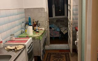 De vanzare apartament 3 camere Micro 16, etaj 4/4, 65.000 euro negociabil - Poză 9