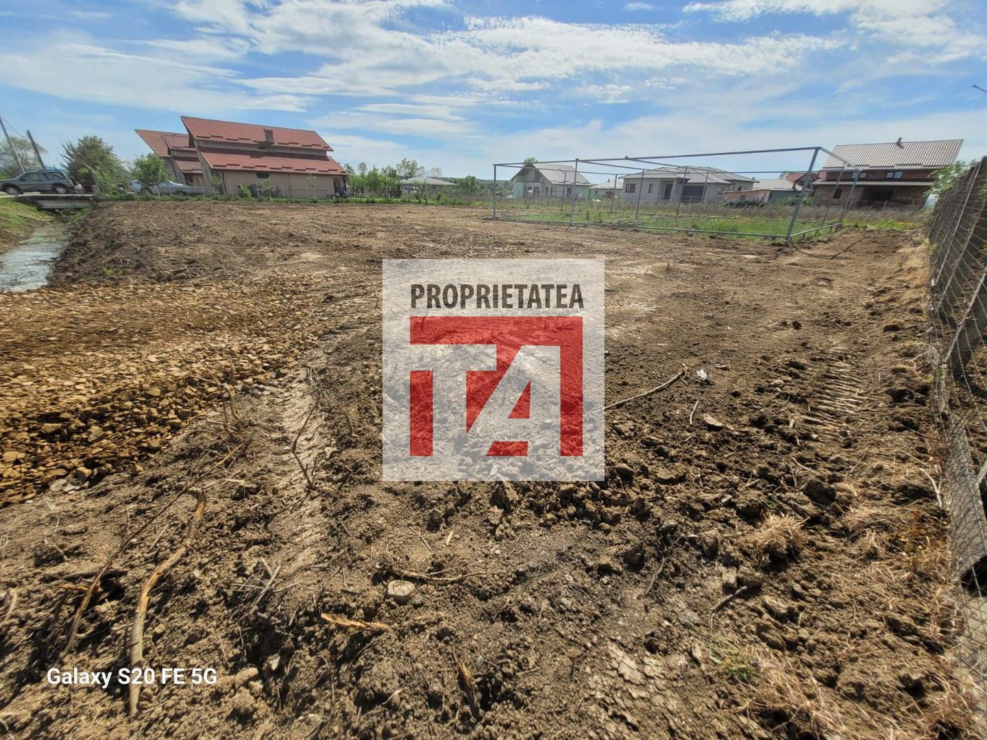 Teren intravilan  13 ari  Catallina - Poză 5