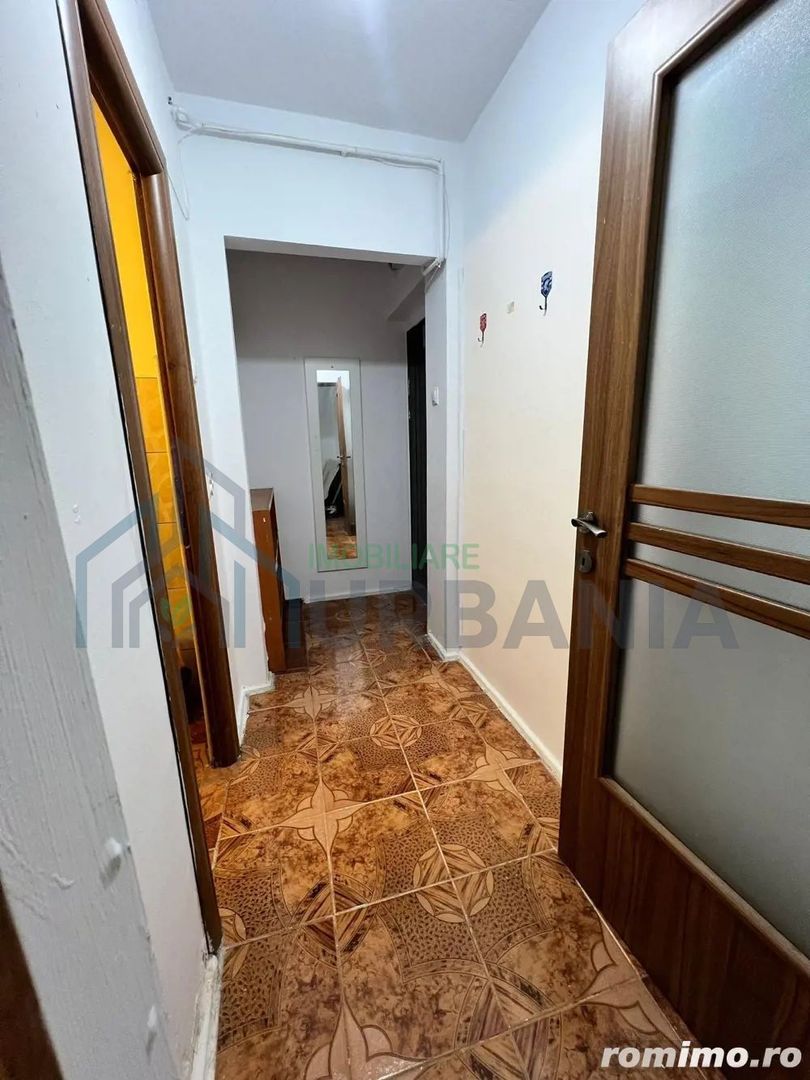 Inchiriez apartament 2 camere - Poză 4