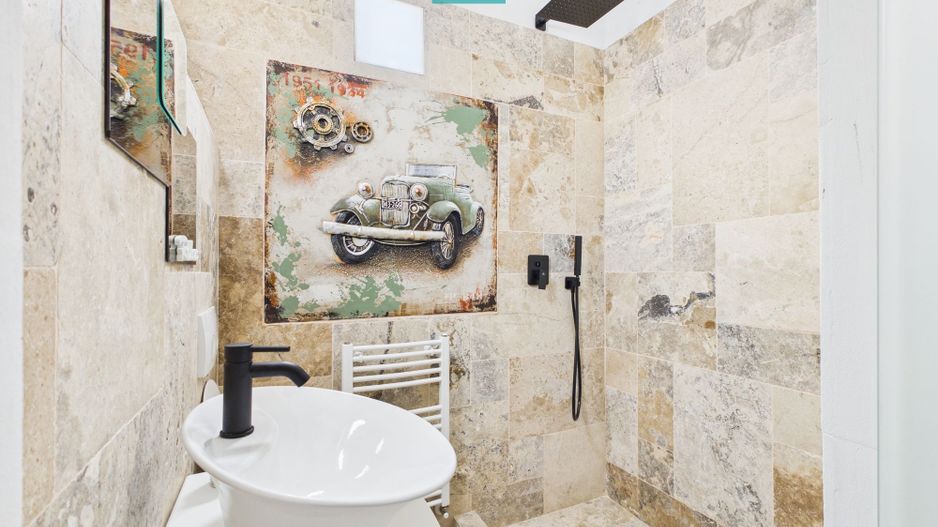 De închiriat-Palatul Bohuș, 2 camere, ultracentral - Poză 9