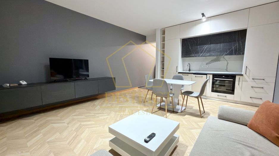 Apartament cu 2 camere mobilat si utilat cu gradina de 30mp in Braytim la asfalt - Poză 1