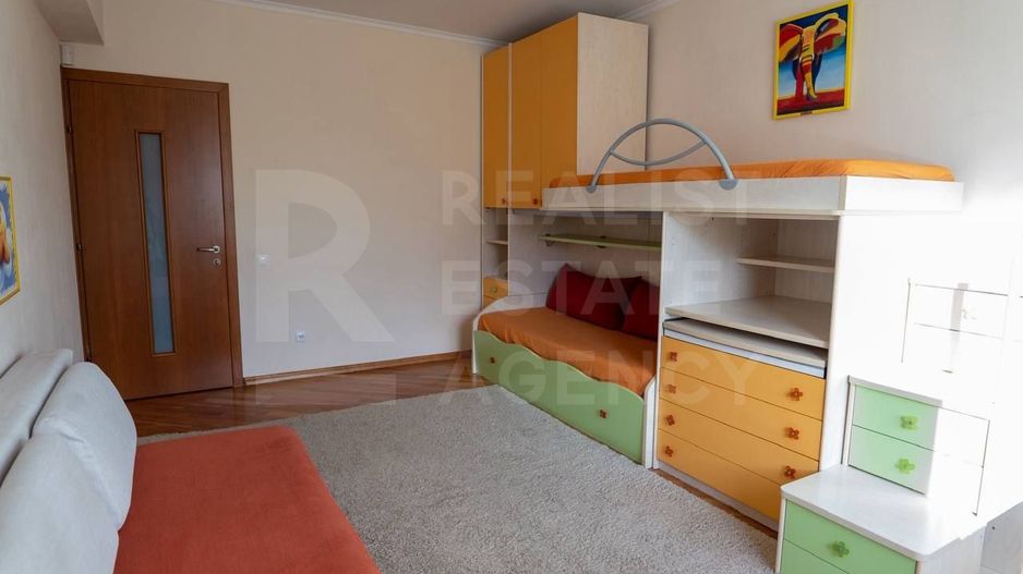 Chirie, apartament, 3 camere, str. Colina Puşkin, Centru - Poză 9