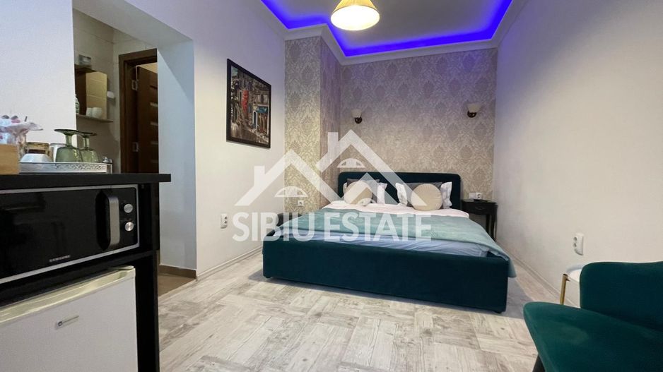 Afacere la cheie 2 unitati de cazare in regim hotelier ULTRACENTRAL - Poză 4