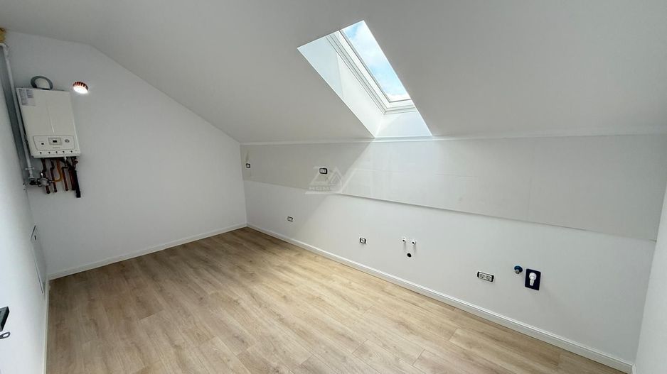 Decomandat. Lift. Loc de parcare. - Poză 3