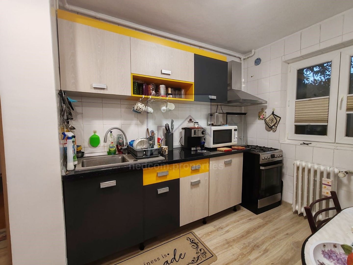 Vanzare apartament 4 camere - Rahova - str. Soldat Croitoru - Poză 9