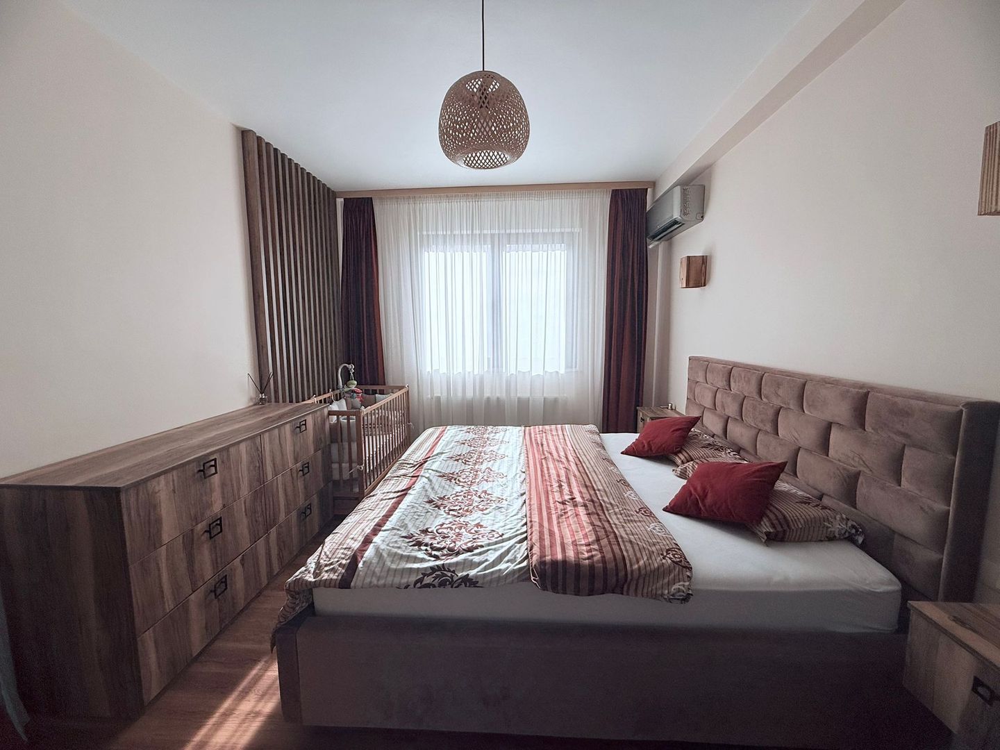 APARTAMENT DE LUX 3 CAMERE & LOC DE PARCARE BLOC 2015 MOBILAT SI UTILAT - Poză 2