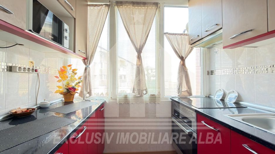 Apartament 2 camere decomandate | 50 mp | Etaj 2 | Cetate-Piata - Poză 5