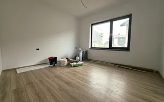 Casa 4 Camere | Gata de mutare | Zona liniștită - Poză 11