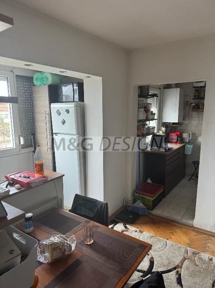 Apartament 3 camere, 31mp, etaj 4/4, bloc anvelopat, acoperis - Piata Doina - Poză 8