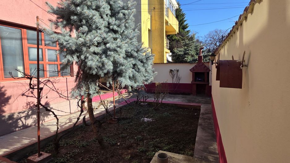NOU! Vila in spatele Bisericii Bazilescu - Poză 2
