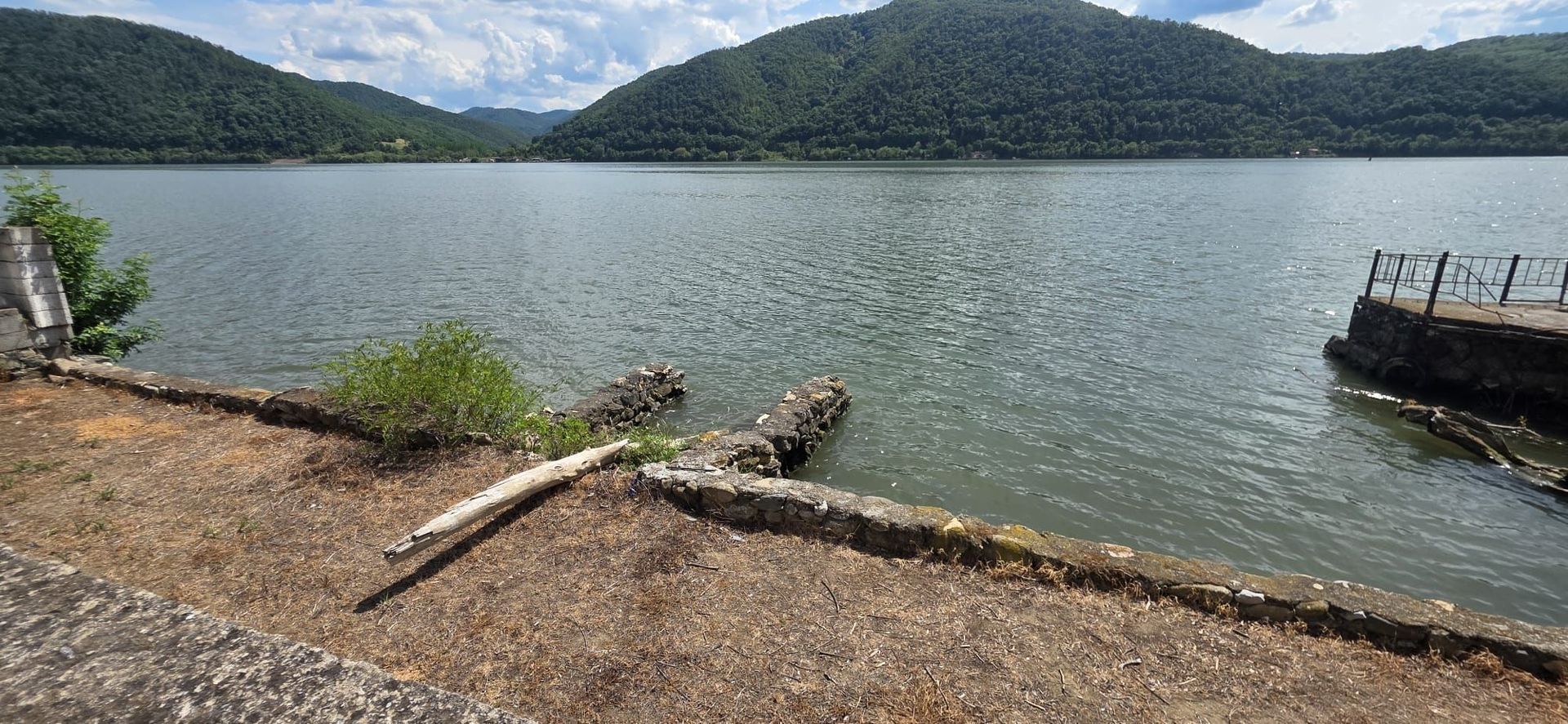 Pensiune cu acces direct la Dunare si teren de peste 6.000 mp, Berzasca - Poză 7