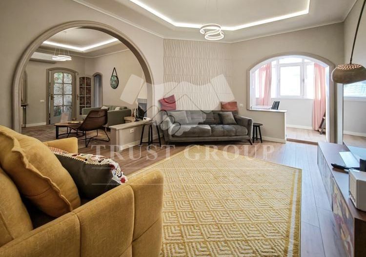 Apartament 3 camere in vila | Primaverii | loc de parcare - Poză 4