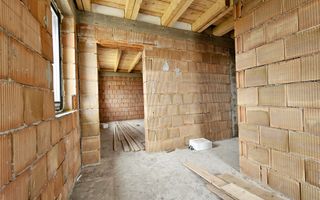 Casa semifinisata, 4 camere, 554 mp teren, Cetate - Poză 9