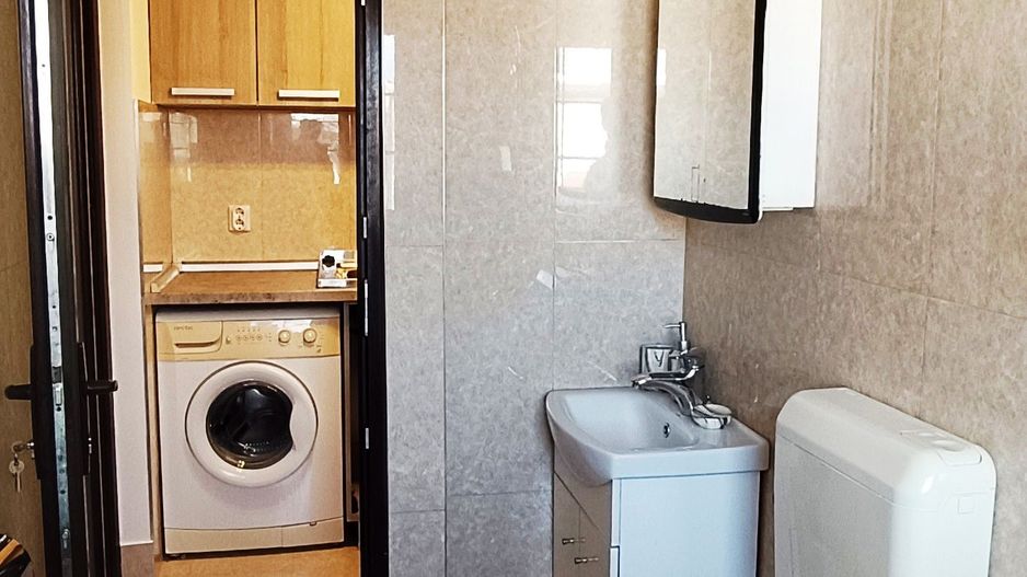 Garsoniera mibilata si utilata,central langa baza colinei - Poză 6