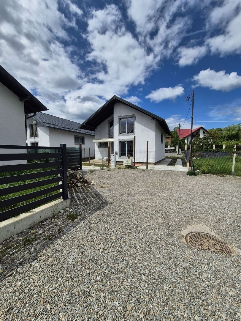 2 Vile/Case noi, de vânzare la munte in loc. Breaza - Prahova - Poză 35