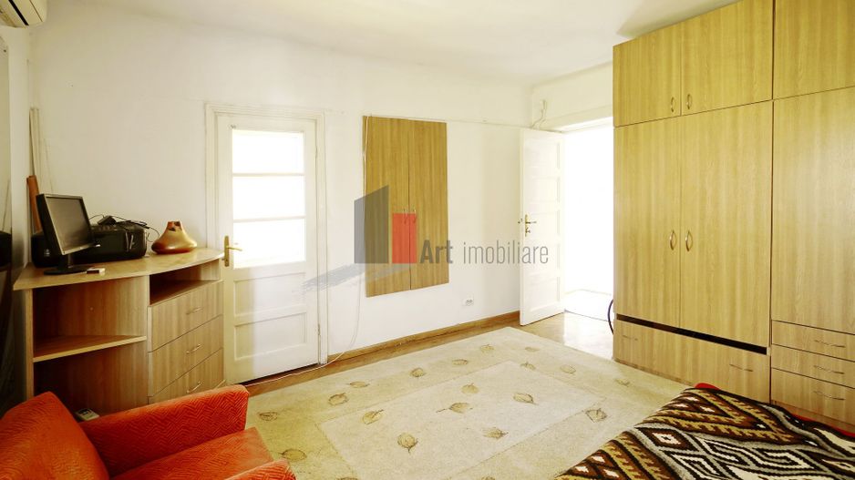 Proprietatea "ARCHA" , Vatra Luminoasa, JUMATATE DE VILA, intrare separata - Poză 11