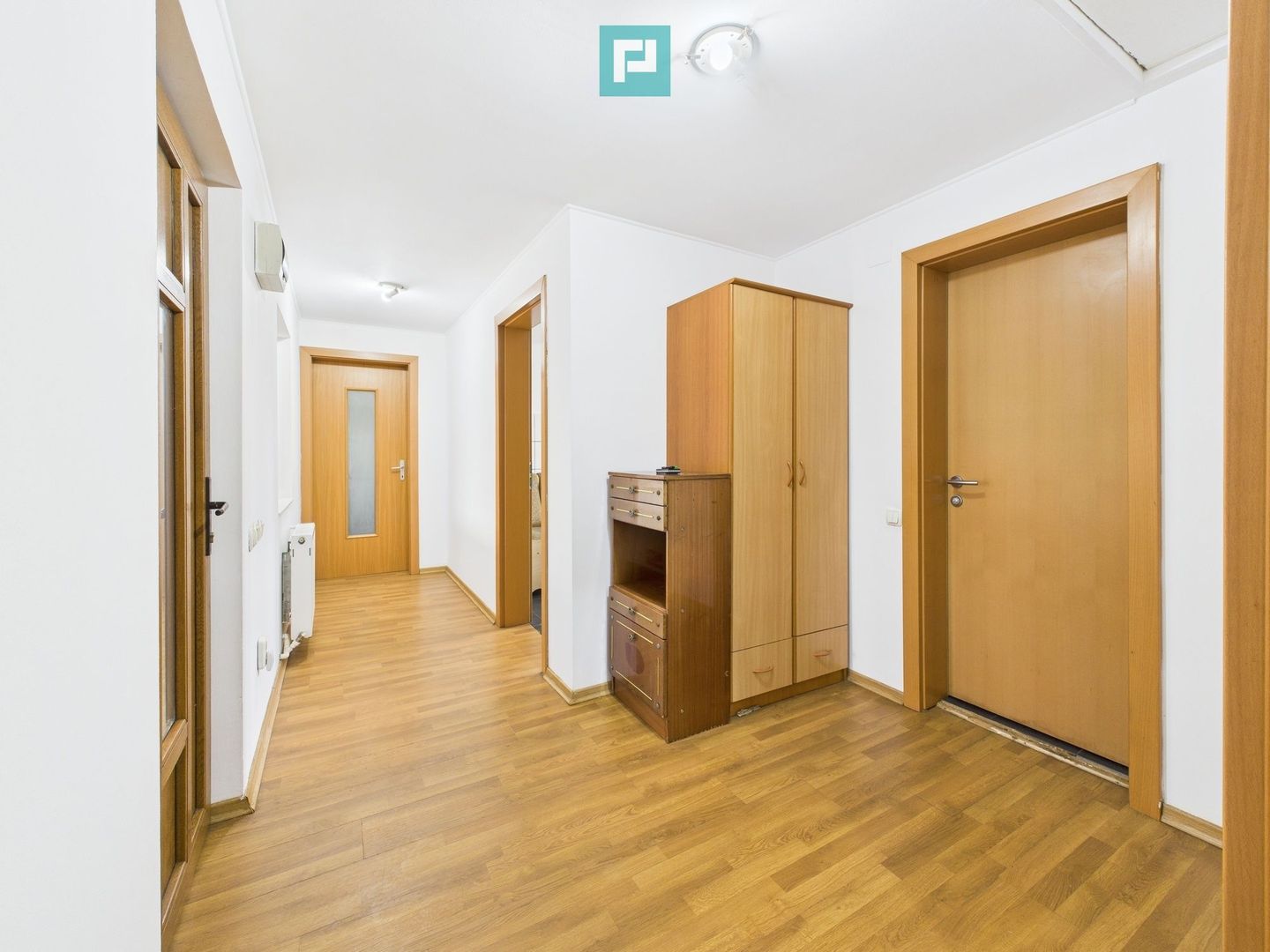 Adunații Copăceni Casă de vânzare Confort accesibilitate - Poză 1