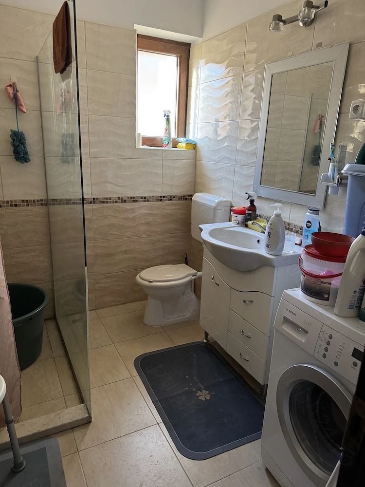 Casa cu etaj 5 camere in Satu Mare - Poză 8